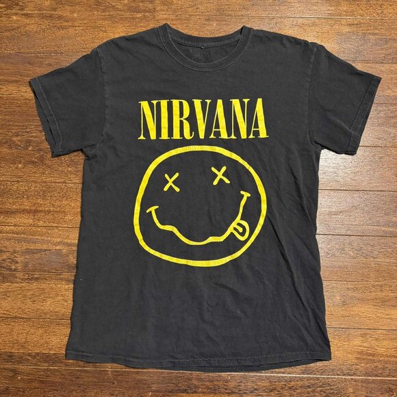 Nirvana 90's Grunge Smiley‎ Face Logo Band T-Shirt Sz M Black Yellow - Picture 1 of 11